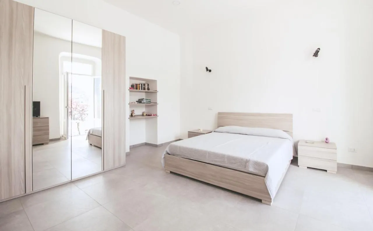 Appartamento Ai Portici Sampietro Tremezzo Apartman